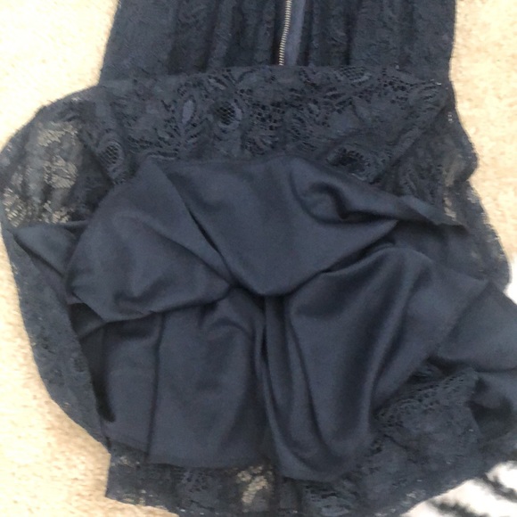 Soprano navy blue lace zipper up dress. Sz XS. New condition - Picture 7 of 8